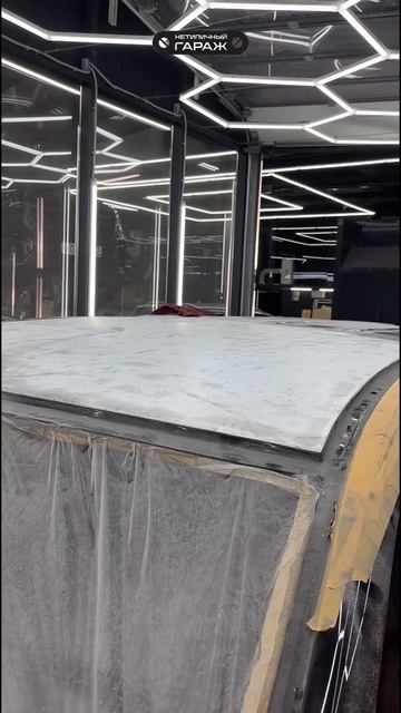 Готовим крышу Мерседес МЛ к покраске после падения снега