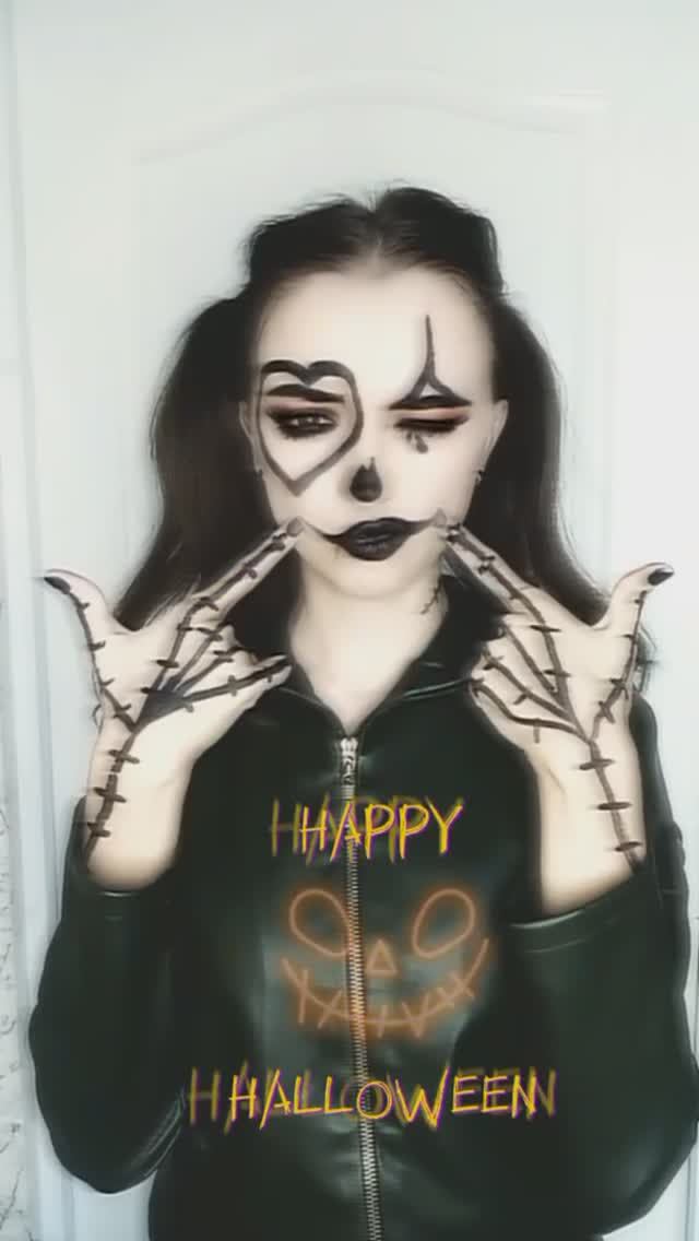 Halloween 🎃 смотреть онлайн