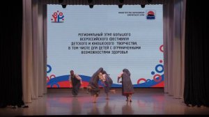 22 «Нас комарики кусали, а мы все равно плясали», исп. образцовая хореографическая студия «Фиеста»