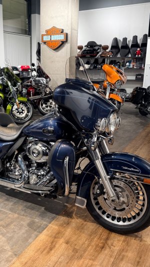 2009 HD Electra Glide Ultra 14K (VIN *5HD*9075)