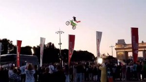 БАЙКЕРЫ И ТРАМПЛИН