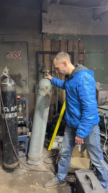 Сварщик, работа с баллонами, промо - практические занятия, обучение 5