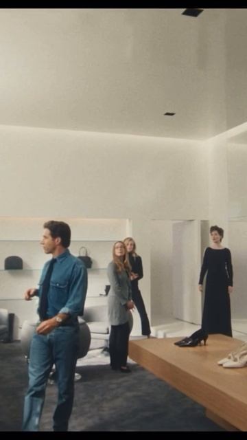 Иногда самый точный образ появляется не сразу. Сериал Американская история любви