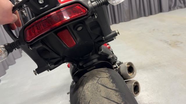 Ducati Diavel Carbon 2011