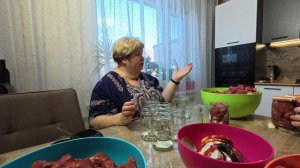 Купили 20 килограммов  говядины и надумали приготовить тушёнку.