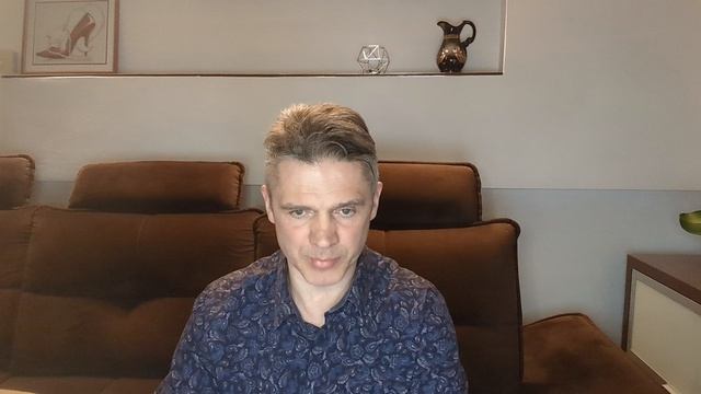 Светлые и Темные Души в человеческих телах.