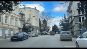 Ялта. По ул.Кирова, Садовой, К.Маркса до платана на Московской ул. 26.02.2026. Крым. Crimea. Yalta.