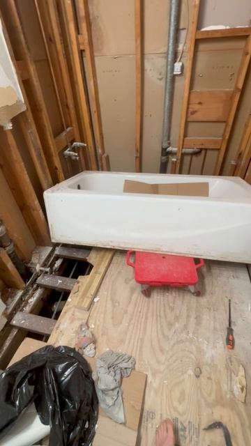 продолжение ремонта в ванной. Американский дом мечты. часть 568