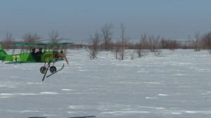 Обнимая небо крепкими руками...