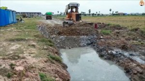 Строительство, засыпка траншеи, новая дорога