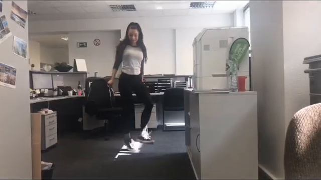 Mateos & Feat. NJ - Freedom