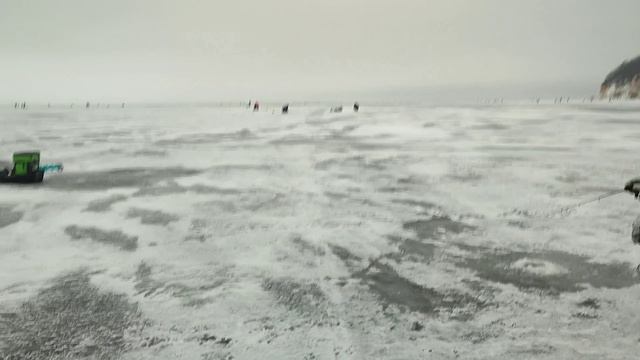 Рыбалка на Камском устье. Первый лед сезона 2025-2026