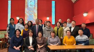 Встреча выпускников юбилейных школ Хангаласского улуса "Связь поколений: традиции и преемственность"