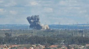 ‼️🇮🇷🇮🇱 Иран ударил по крупнейшей ТЭС в Израиле

▪️Под ударом ТЭС "Огни Рабина" возле израильског