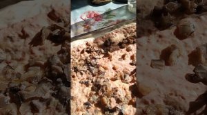 ПОГЛАДИЛА И РАСТЯНУЛА