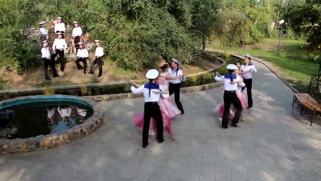 Ансамбль песни и танца Дома офицеров «Севастопольский вальс»