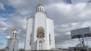 Жизнь как сценарий Netflix: почему в Курганской области чтят память Папы Римского