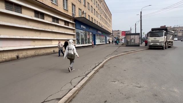 Народная 32