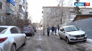 Вместе с Фондом капремонта жители дома пытаются разобраться в запутанной ситуации с отчислениями