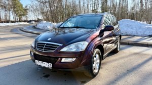 SsangYong Kyron 2011 бордовый. Видеообзор