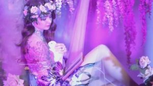 "Другою я не стану  никогда!"- читает автор Галина Катрачёва