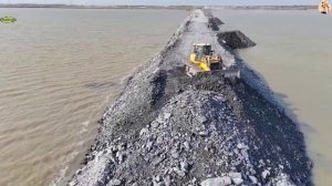 Строительство, засыпка, дорога через озеро