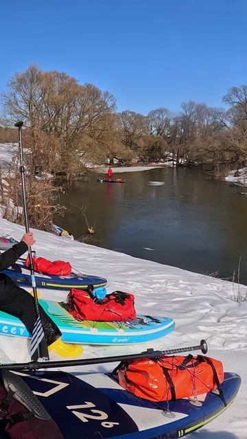 С горки на сапах в воду