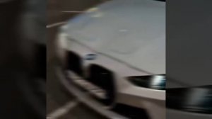 эдит с машиной