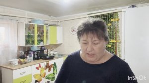 Картофель жареный,селёдочка с луком и манная каша на ужин.