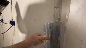 Заделка штроб по технологии Разные способы и ошибки