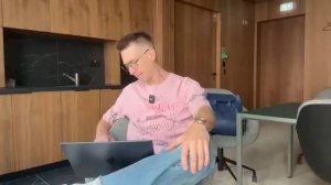 На тусовке сделала омлет. На 2й встрече хотел закрыть,но стало отталкивать противна. Это нормально?