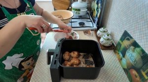 Впервые приготовила такие котлеты. Получились очень вкусные  /Пирожки с капустой / Купила себе обувь