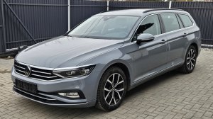 VW Passat Variant 2022 г. 1.5 TSI бензин 150 hp. DSG7 DQ200! IQ.Light, камера, side asssist, ACC.