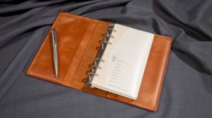 Ежедневник А6. Обложка на ежедневник из кожи своими руками