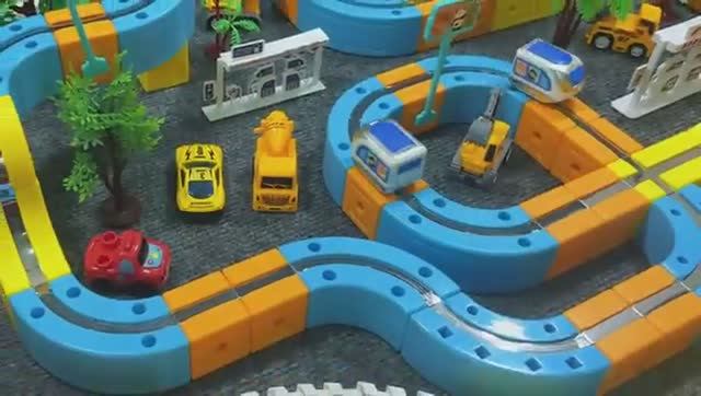 Мультики для детей . Увлекательный мультик для малышей. Собираем конструктор.