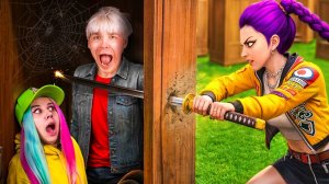 ПРЯТКИ ОТ KPOP DEMON HUNTERS В ШКАФАХ В 3:00 НОЧИ!