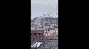 МОМЕНТ ПРИЛЁТА В ЦЕНТР ЛЬВОВА СЕГОДНЯ. УКРАИНА. ЕЩЁ РАКУРС. ПРЯМ В ЦЕНТР.