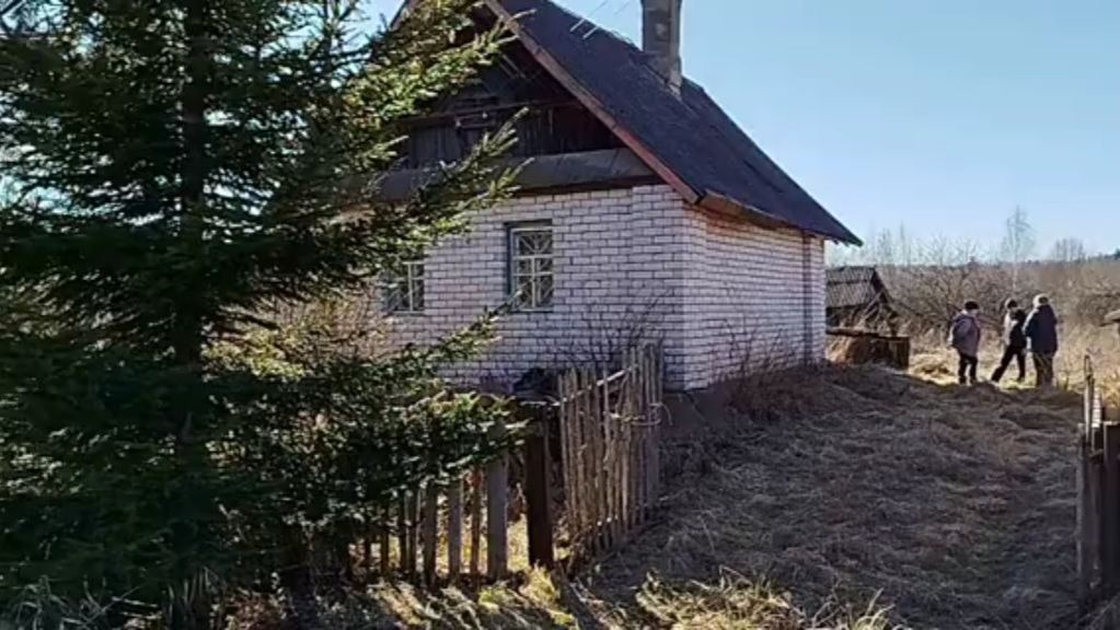 Уйни НАРХИ ТУШДИ, КИРПИЧ, 42 соток, Мактаб, Боғча , асфальт, ЛПХ, Шаҳар 18км