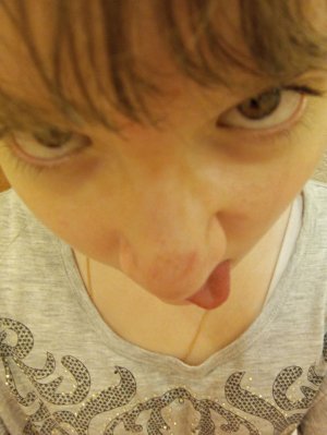 Катя Кики и Оля Шики