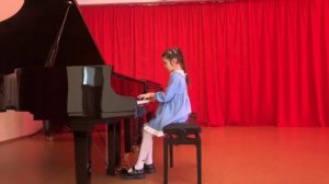 Есаян Виктория