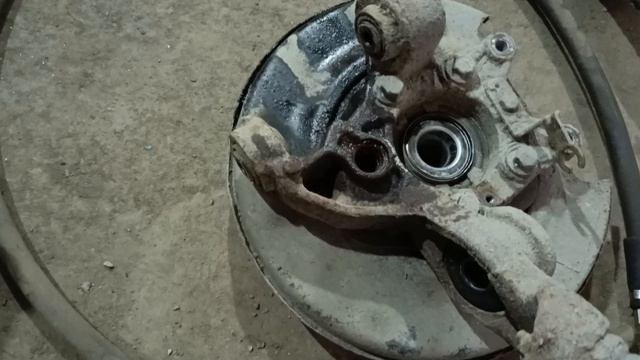 Volvo радовал своих клиентов качественными автомобилями, но не радовал механников🤣