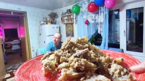 ДЕРЕВЕНСКАЯ ЖИЗНЬ,КУШАЮ МНОГО,ХОЗЯЙСТВО