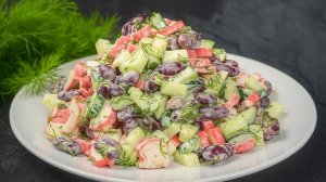 Всего ТРИ ингредиента, а готовится ПЯТЬ минут! САЛАТ "СВЕЖЕСТЬ" Так Просто и Вкусно!