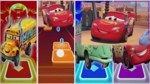 МАКВИН И ВЕСЕЛЫЕ ТАНЦЫ! 🏎️💥 КРУТАЯ ТАЧКА МОЛНИЯ ЕДЕТ ВПЕРЕД! Мультик Игры для детей 🏆