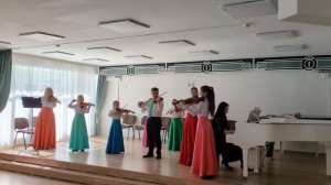 Образцовый ансамбль скрипачей "Весёлый смычок", А. Вивальди Концерт "Весна" из цикла "Времена года"