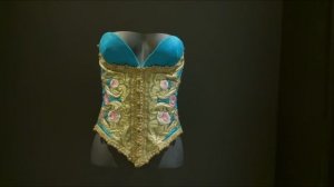 «VENUS: Valentino Garavani глазами Joana Vasconcelos».