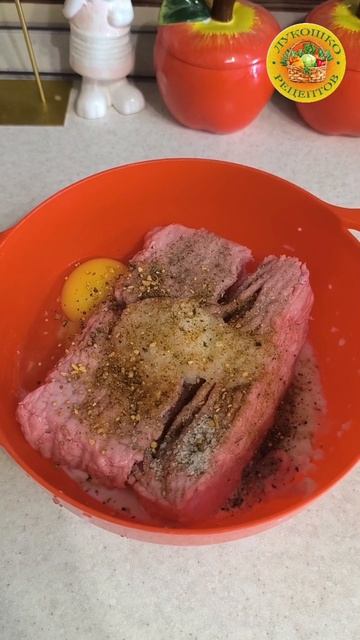 Домашние котлеты: секрет сочности — в деталях!
#еда #рецепт #лукошкорецептов