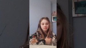 с Марком играем в игру типа skittles