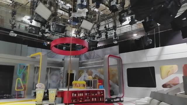 Экскурсия в Останкино, студия программы Жить здорово!