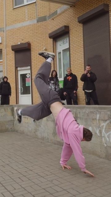 Энергичный паркур флоу